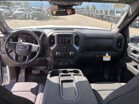 New 2025 GMC Sierra 3500 Pro w/ Convenience Package image 12