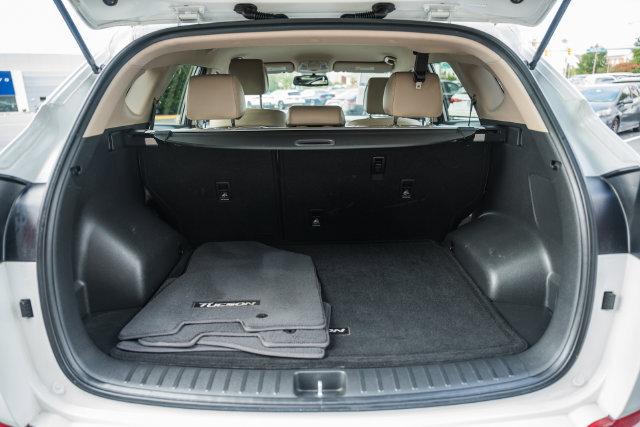 Used 2018 Hyundai Tucson SEL Plus w/ Cargo Package FWD image 9