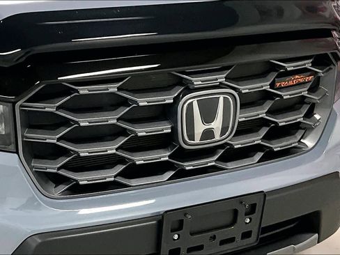 Used 2025 Honda Ridgeline TrailSport image 30