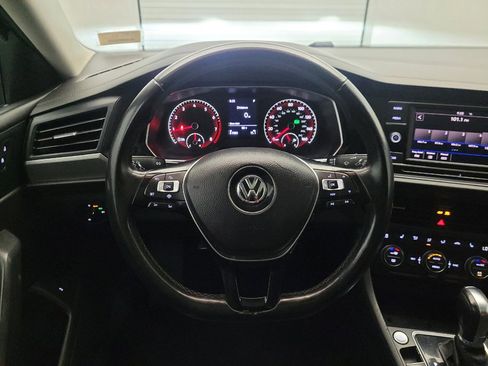 Used 2019 Volkswagen Jetta SE FWD image 22