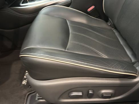 Used 2020 INFINITI QX60 Luxe w/ Essential Package AWD/4WD image 12