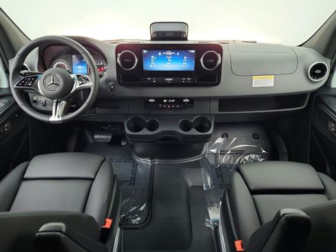 New 2026 Mercedes-Benz Sprinter 2500 image 16