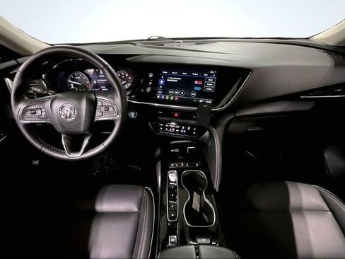 Used 2023 Buick Envision Essence image 16