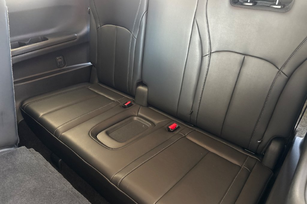 Certified 2025 INFINITI QX60 Luxe FWD image 14