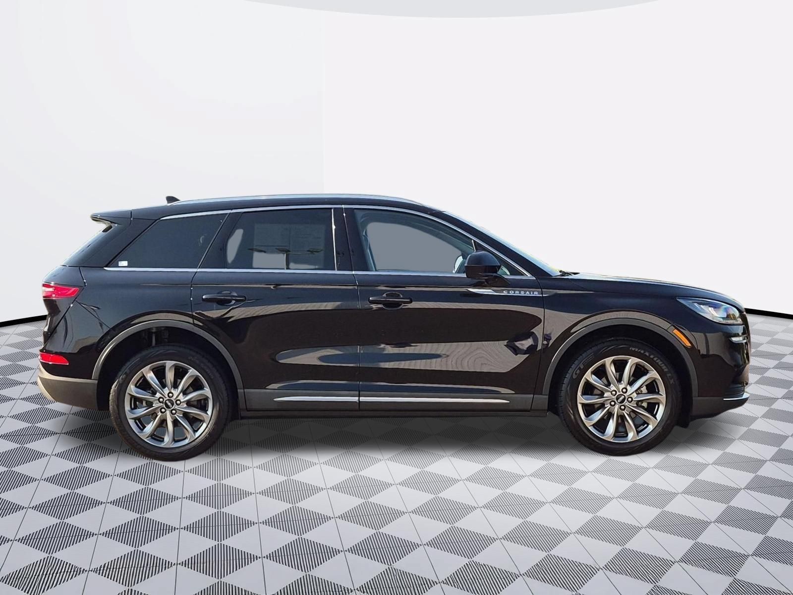 Used 2021 Lincoln Corsair AWD w/ Premium Package image 8