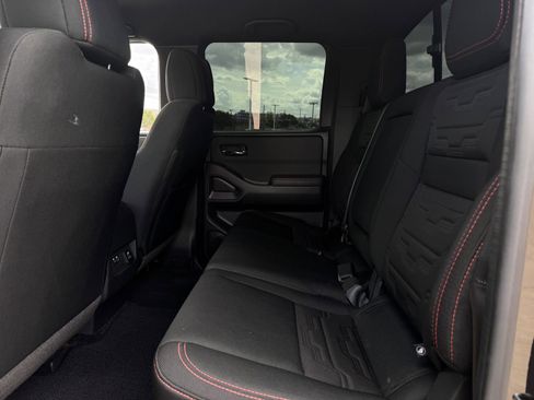Used 2024 Nissan Frontier PRO-4X w/ Pro Convenience Package image 29