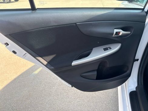 Used 2013 Toyota Corolla S FWD image 16