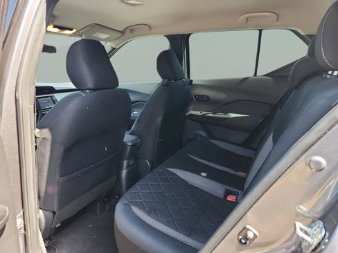 Used 2019 Nissan Kicks S image 16