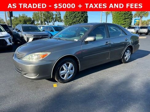 Used 2004 Toyota Camry LE FWD image 3