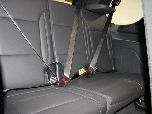 Used 2025 Chevrolet Tahoe LT AWD/4WD image 33