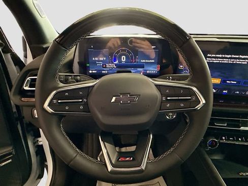 New 2026 Chevrolet Traverse Z71 w/ Enhanced Driving Package AWD/4WD image 12