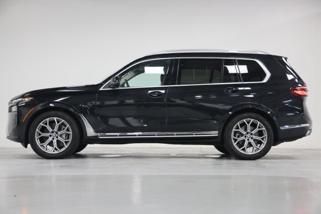 Used 2024 BMW X7 xDrive40i AWD/4WD image 12