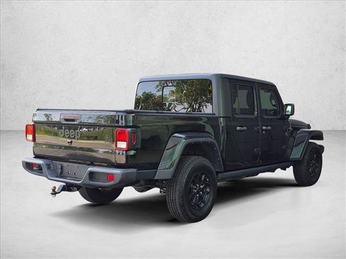 Used 2023 Jeep Gladiator Sport AWD/4WD image 5