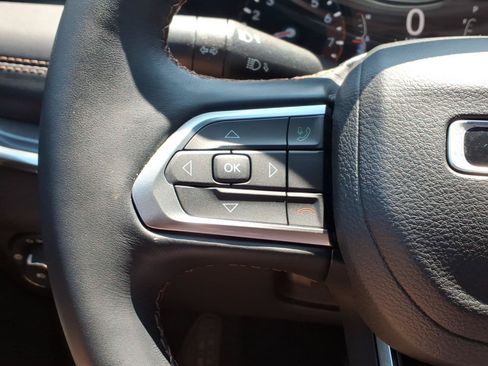 Used 2022 Jeep Compass Limited AWD/4WD image 17