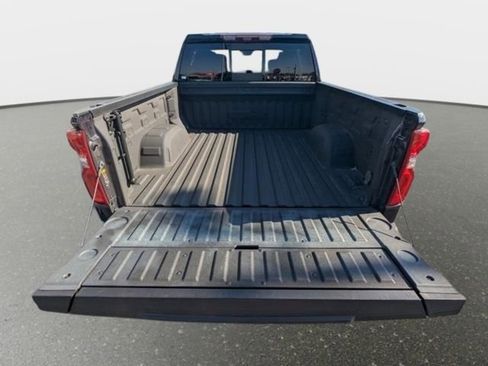 Used 2023 Chevrolet Silverado 1500 High Country w/ Technology Package image 15