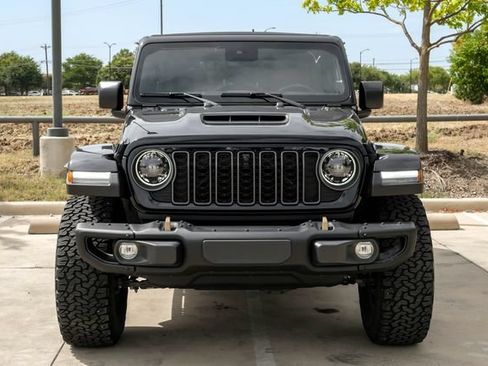 Used 2024 Jeep Wrangler Unlimited Rubicon 392 AWD/4WD image 5