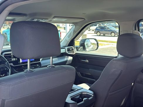 Used 2023 Toyota Tundra SR5 w/ SR5 Convenience Package AWD/4WD image 18