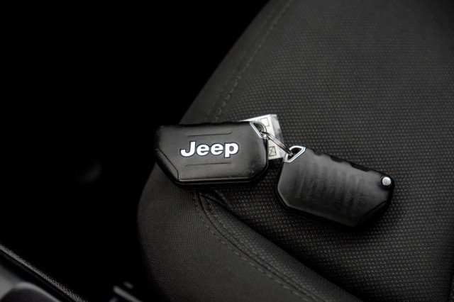 Used 2019 Jeep Wrangler Sport AWD/4WD image 52