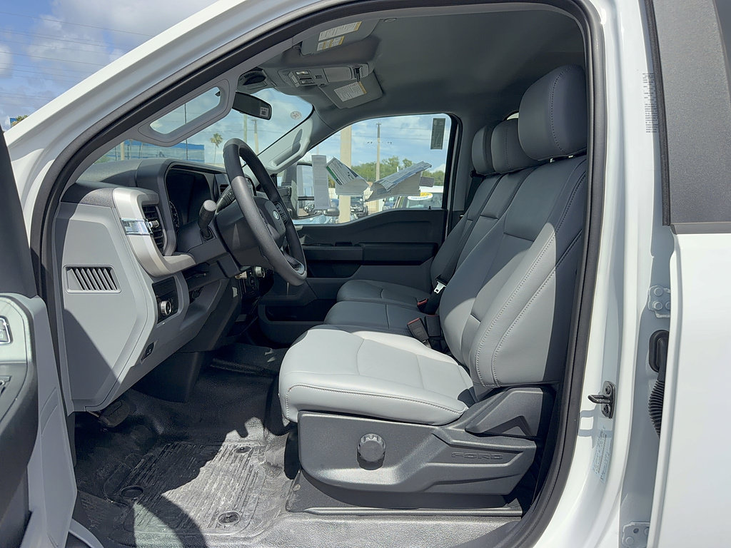 New 2026 Ford F350 XL w/ XL Chrome Package AWD/4WD image 14