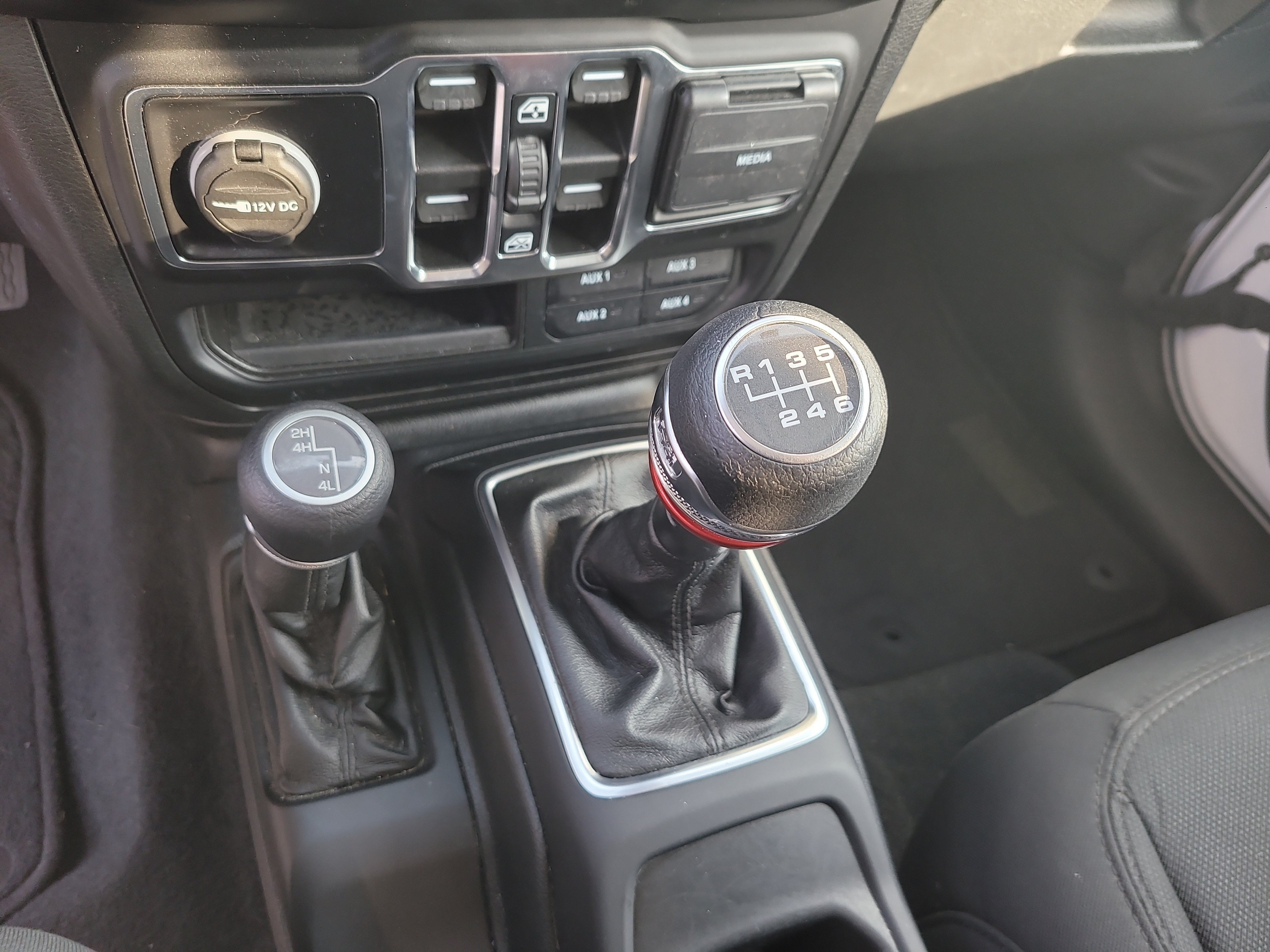 Used 2021 Jeep Wrangler Unlimited Sport AWD/4WD image 24