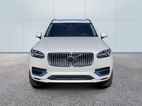Certified 2024 Volvo XC90 T8 Plus w/ Protection Package Premier AWD/4WD image 2