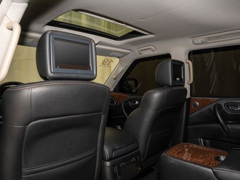 Used 2019 Nissan Armada Platinum w/ Captain's Chairs Package image 11