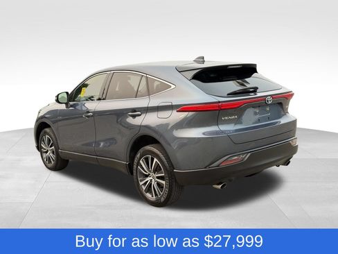 Used 2022 Toyota Venza LE AWD/4WD image 6