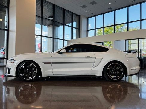 Used 2019 Ford Mustang GT Premium w/ Equipment Group 401A RWD image 5