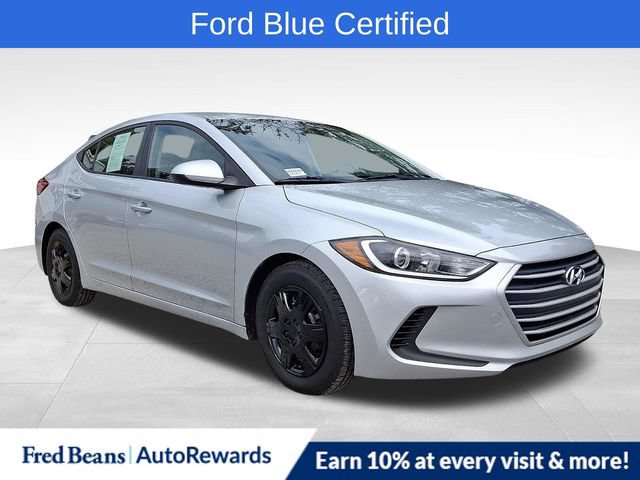 Used 2017 Hyundai Elantra SE w/ Cargo Package FWD image 1