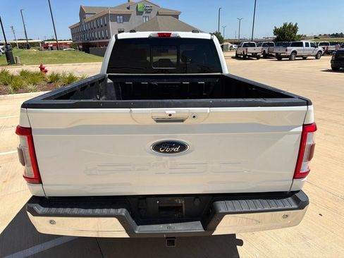 Used 2022 Ford F150 Lariat w/ Equipment Group 502A High AWD/4WD image 5