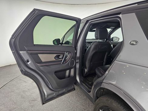 Used 2023 Land Rover Discovery Sport SE R-Dynamic image 15