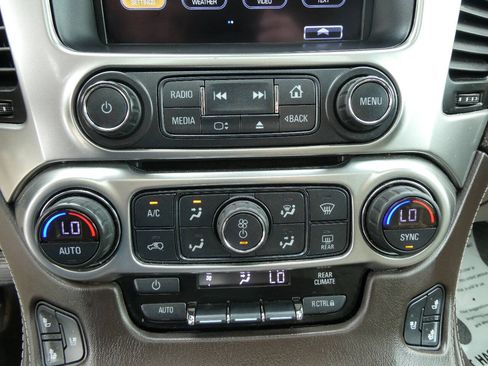 Used 2017 Chevrolet Tahoe Premier AWD/4WD image 21