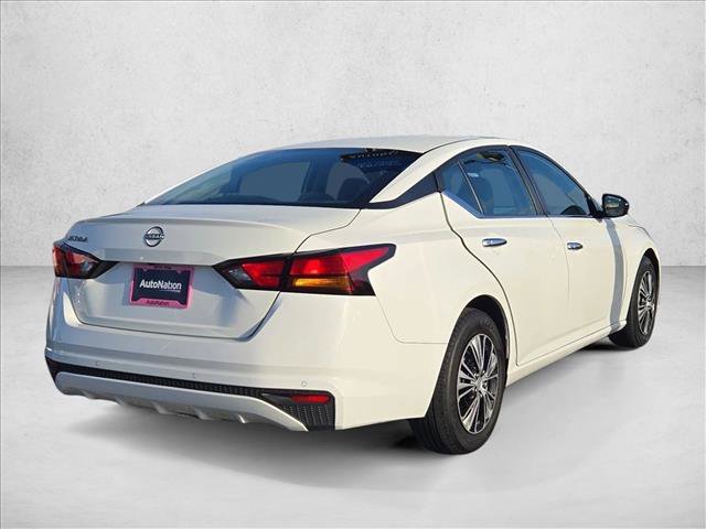 Used 2024 Nissan Altima 2.5 S FWD image 5