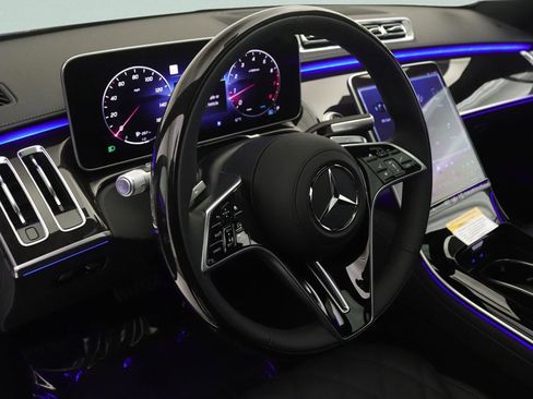New 2026 Mercedes-Benz S 580 4MATIC Sedan image 4