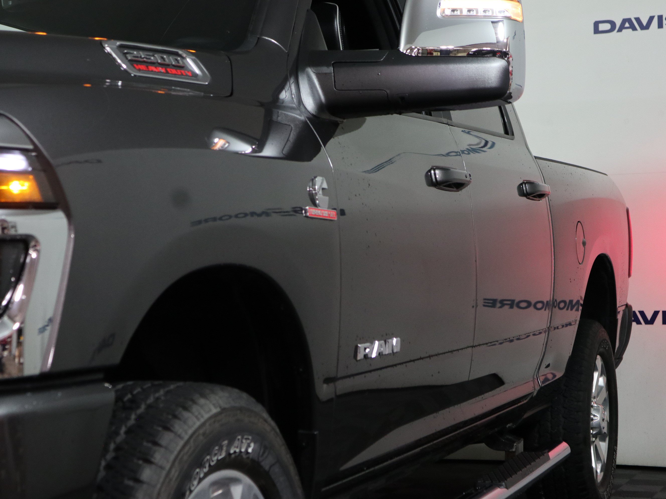 Used 2026 RAM 2500 Laramie AWD/4WD image 11