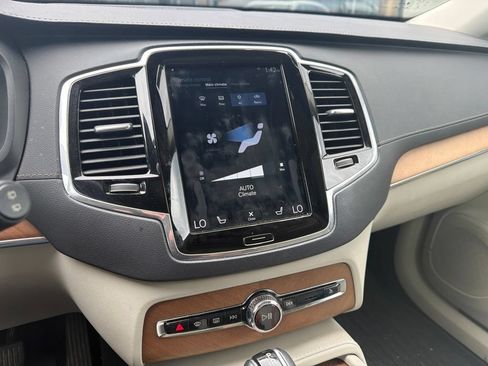 Used 2019 Volvo XC90 T6 Inscription w/ Advanced Package AWD/4WD image 10