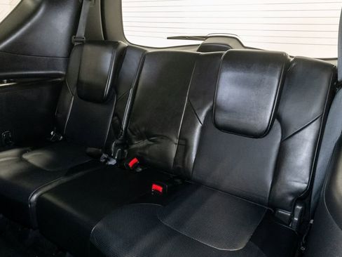 Used 2024 INFINITI QX80 Sensory w/ Cargo Package AWD/4WD image 31