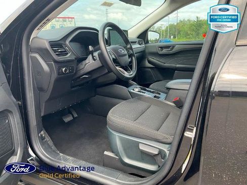 Certified 2025 Ford Escape Active w/ Tech Pack #1 AWD/4WD image 4