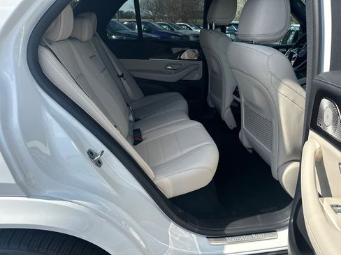 New 2026 Mercedes-Benz GLE 450 4MATIC image 17