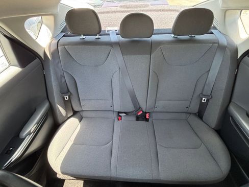 Used 2025 Kia K4 FWD image 38