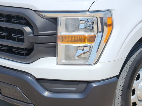 Used 2021 Ford F150 XL w/ Trailer Tow Package RWD image 8