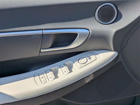Used 2025 Hyundai Sonata SEL image 16