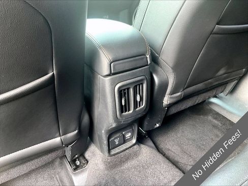 Used 2018 Jeep Compass Latitude w/ Popular Equipment Group AWD/4WD image 26