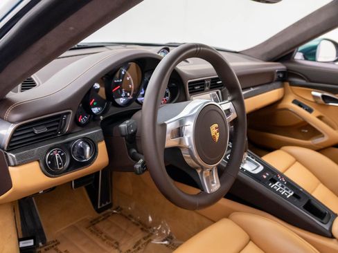 Used 2015 Porsche 911 Turbo S AWD/4WD image 4