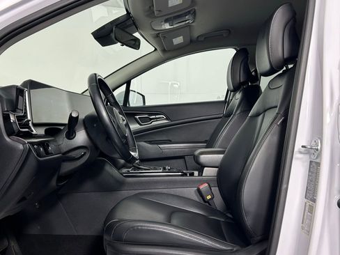 Used 2024 Kia Sportage EX image 30