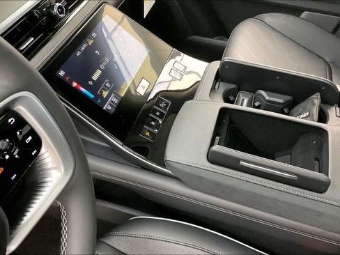 New 2026 INFINITI QX80 Luxe w/ Cargo Package image 9