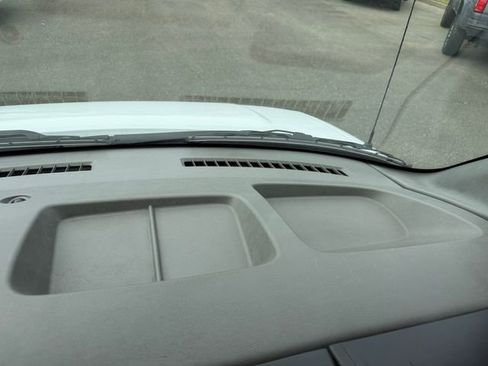 Used 2024 Chevrolet Express 2500 w/ Driver Convenience Package image 20