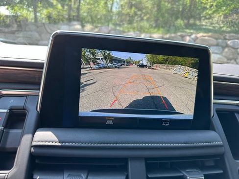 Used 2023 Chevrolet Tahoe Premier AWD/4WD image 36
