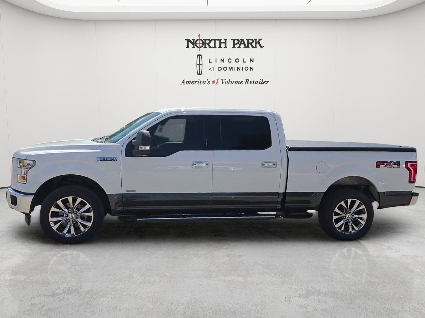 Used 2017 Ford F150 XLT w/ Equipment Group 302A Luxury AWD/4WD image 2