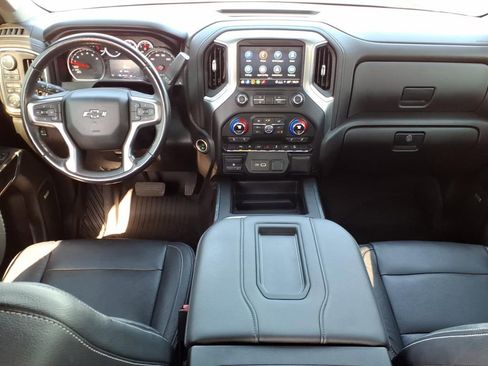 Certified 2021 Chevrolet Silverado 1500 LT Trail Boss w/ Convenience Package II AWD/4WD image 17